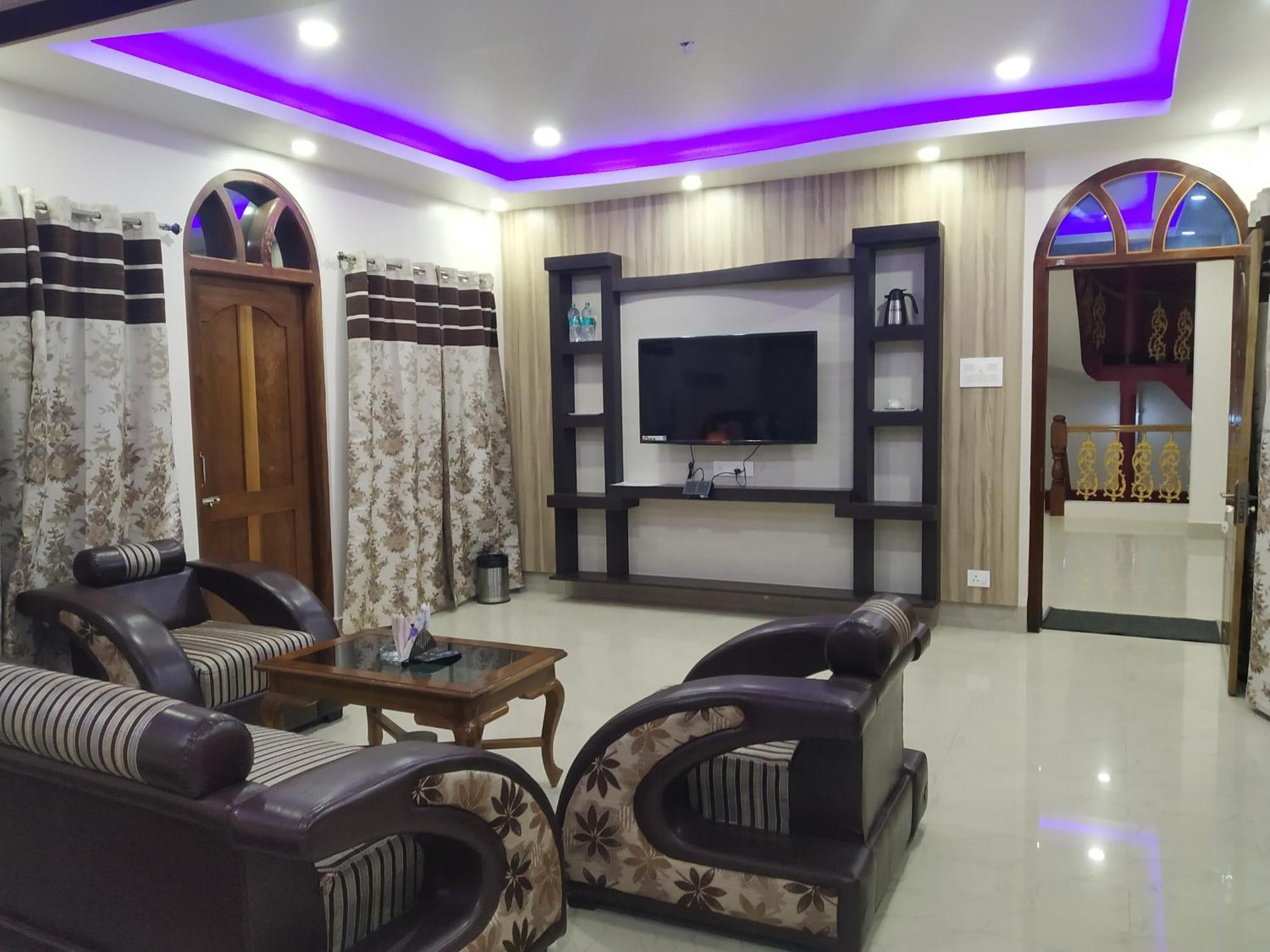 Ziro Palace Inn - A Boutique Hotel Hapoli Bagian luar foto