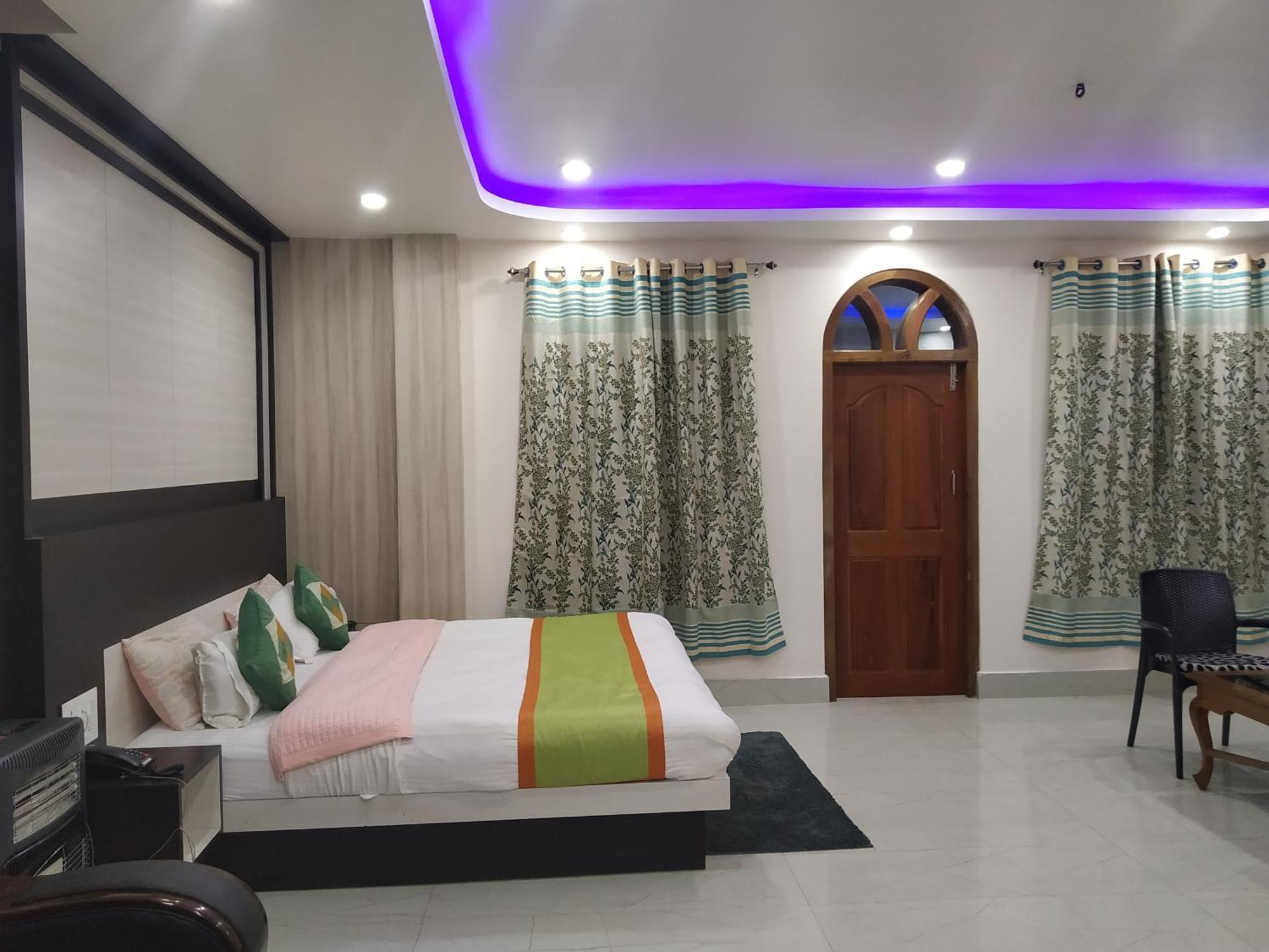 Ziro Palace Inn - A Boutique Hotel Hapoli Bagian luar foto