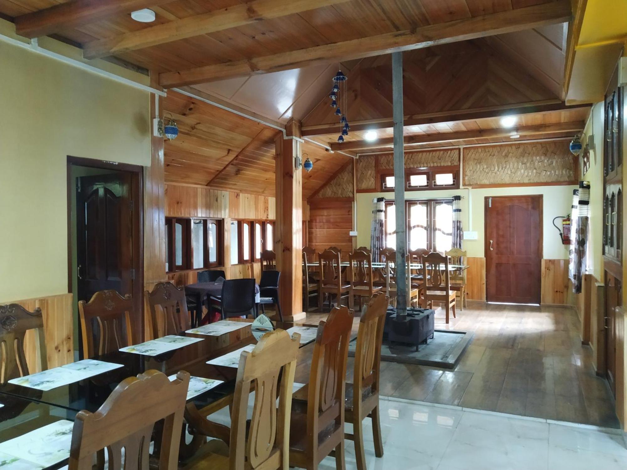 Ziro Palace Inn - A Boutique Hotel Hapoli Bagian luar foto